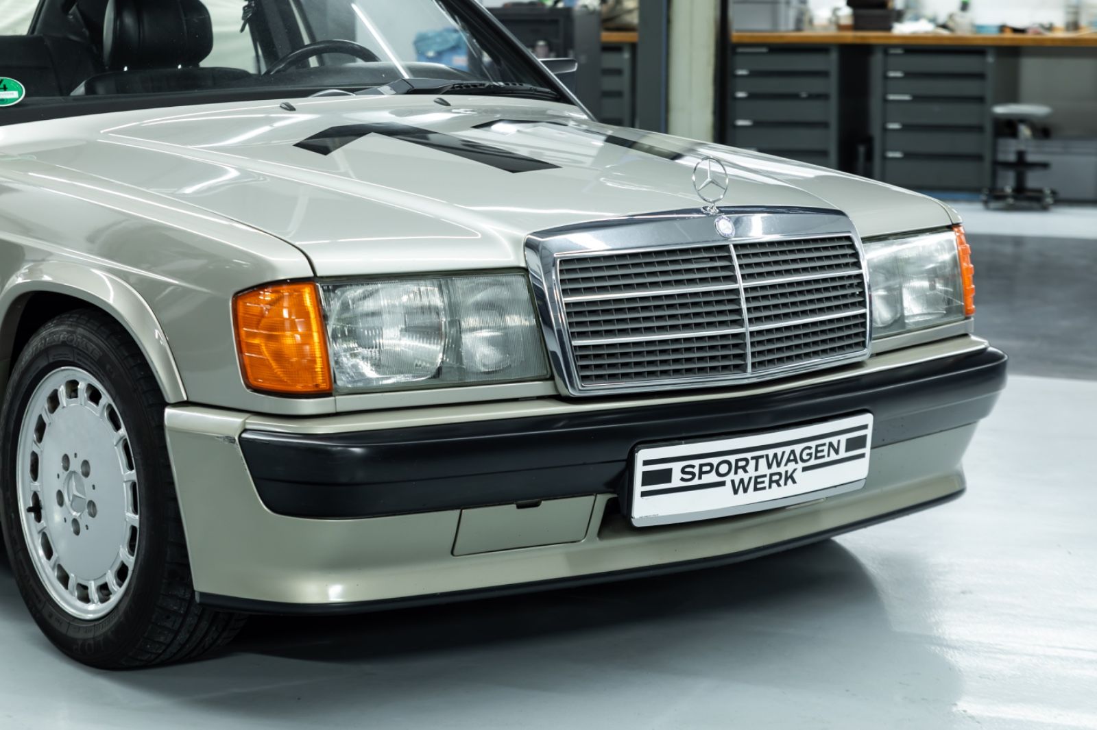Fahrzeugabbildung Mercedes-Benz 190E 2.3-16V W201 I Top Zustand I 2. Hand I BRD