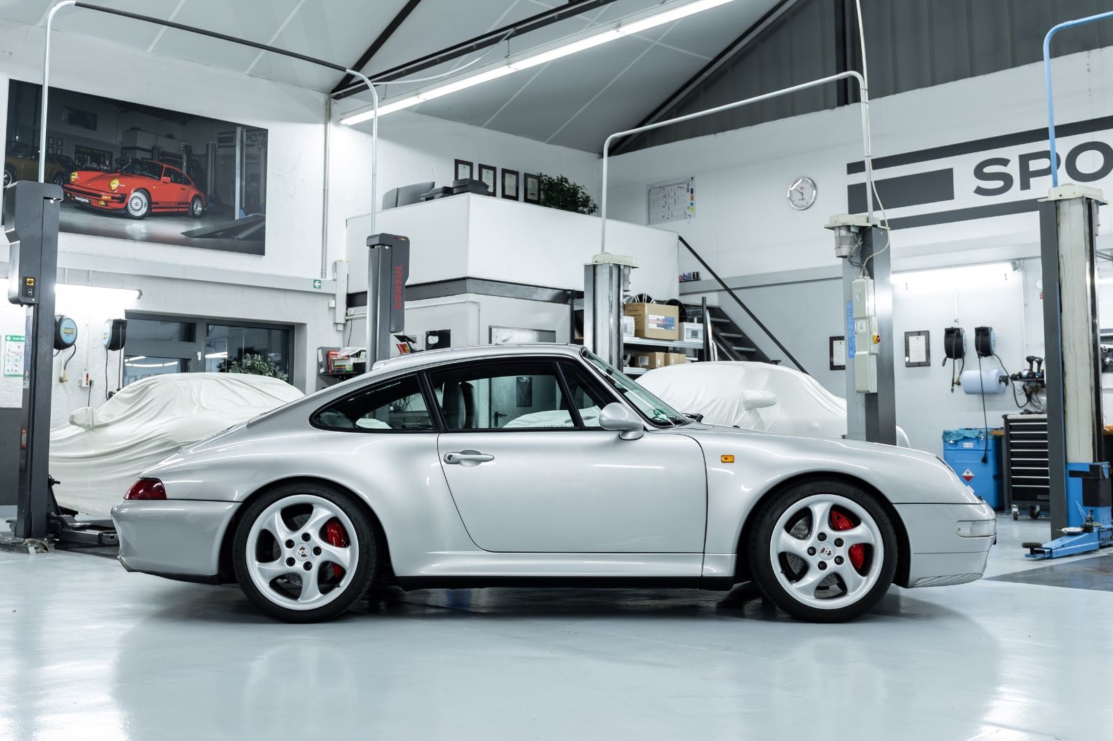 Fahrzeugabbildung Porsche 993 I 911 Carrera 4S I PCCM+ I Schalter I 2 Hand