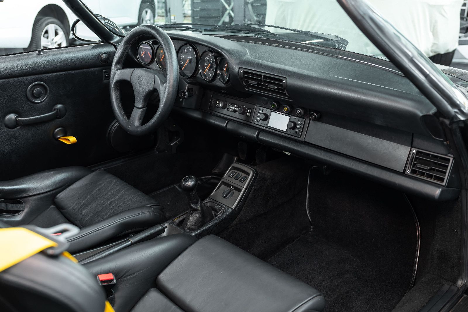 Fahrzeugabbildung Porsche 964 I 911 Speedster I RS Interior I Top Zustand