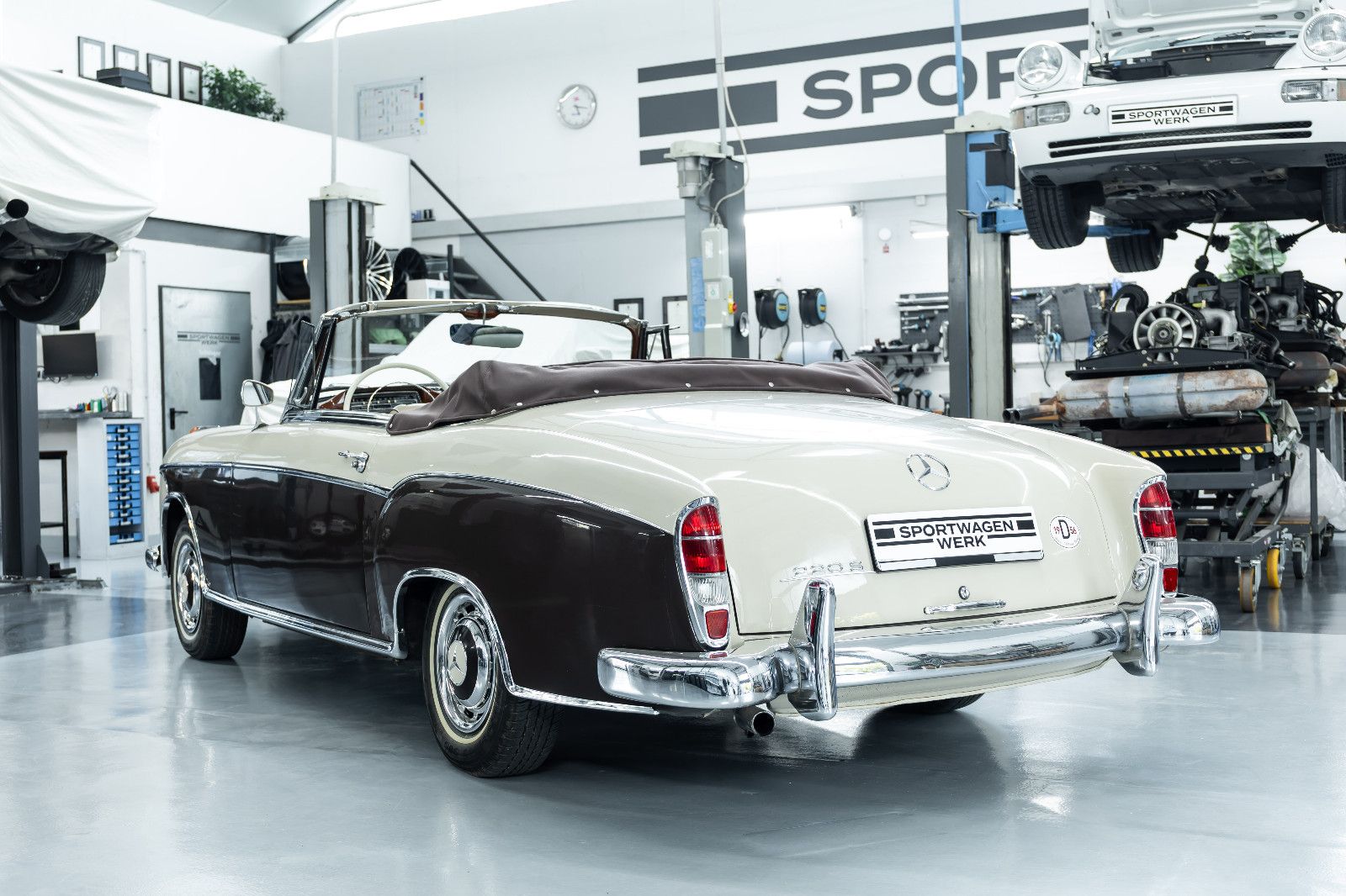 Fahrzeugabbildung Mercedes-Benz 220S Cabriolet I Top Zustand I Classic Data 2