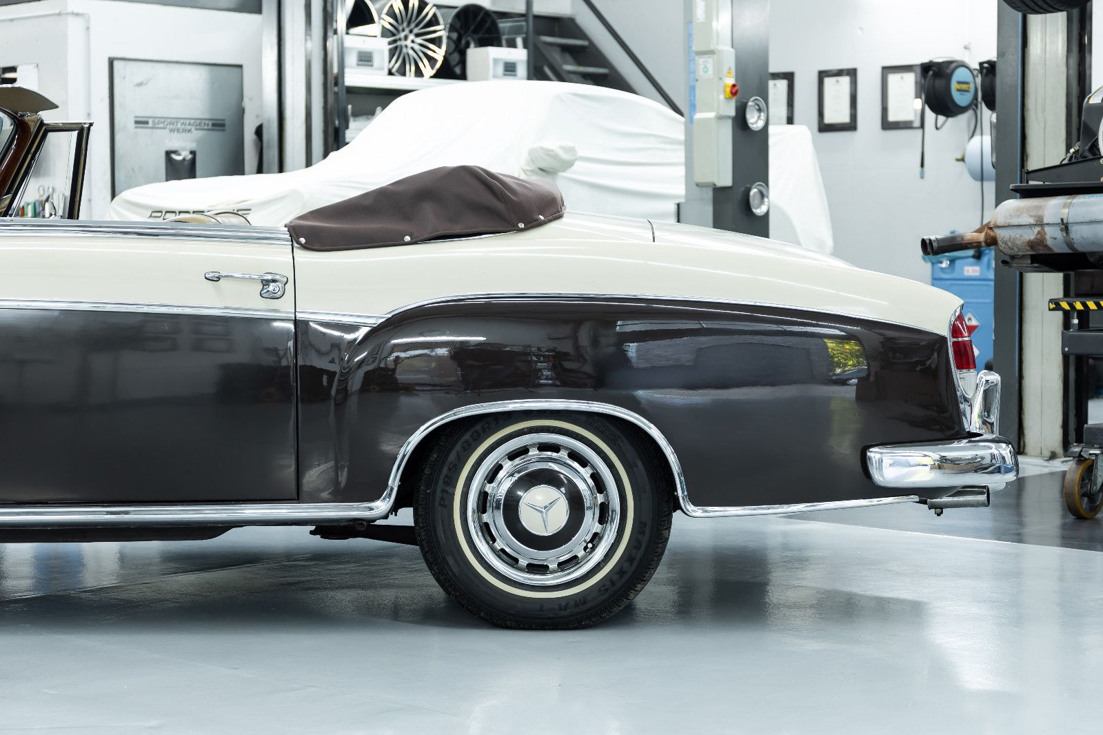 Fahrzeugabbildung Mercedes-Benz 220S Cabriolet I Top Zustand I Classic Data 2