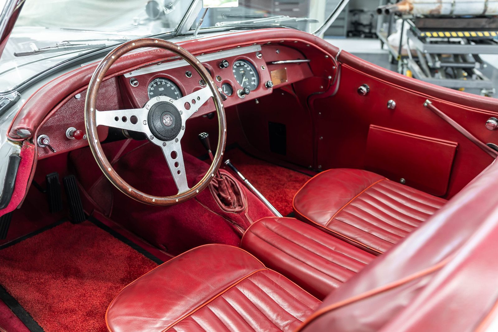 Fahrzeugabbildung Jaguar XK 140 SE-C OTS I Top Zustand I Classic Data 2