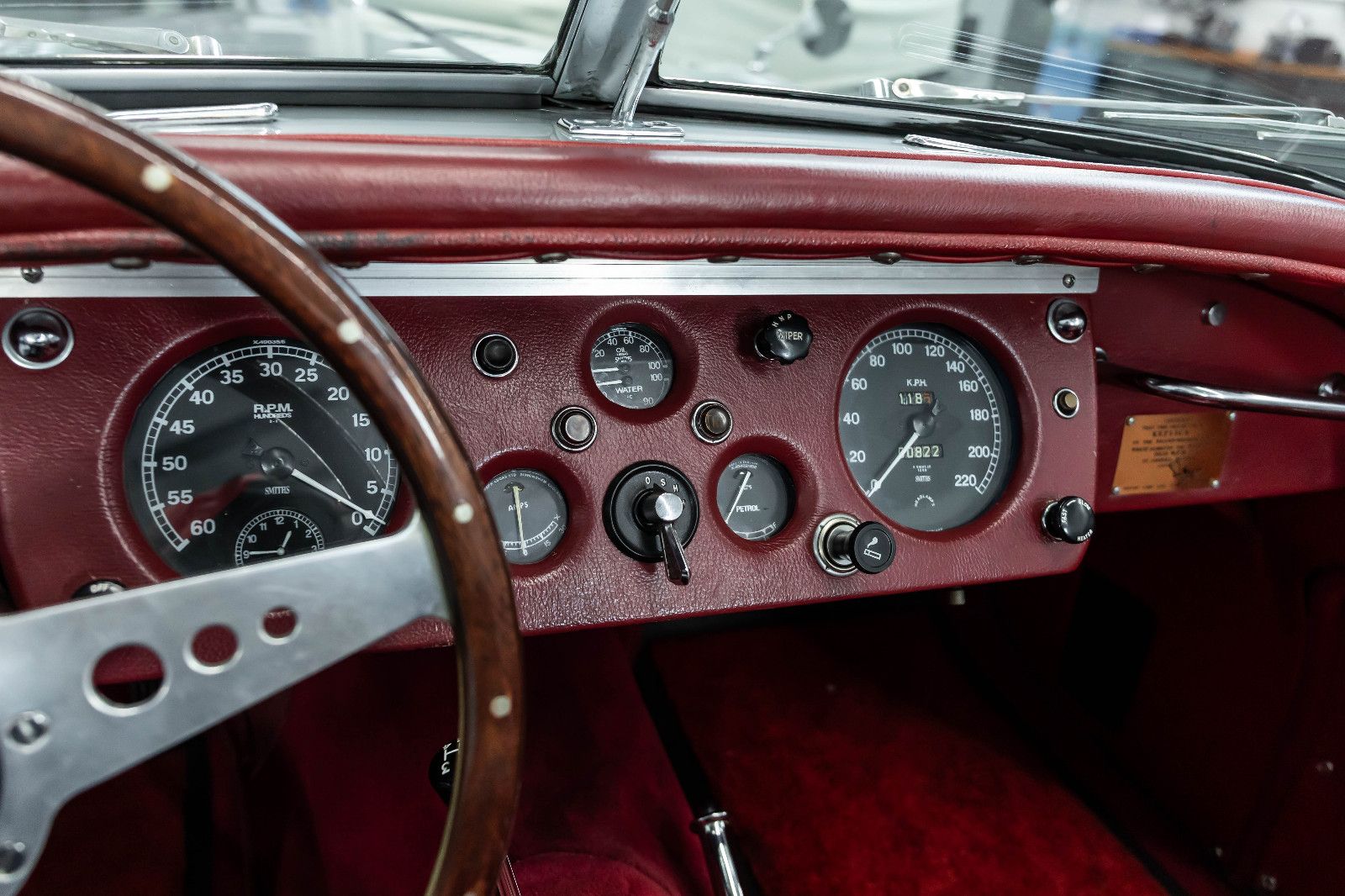 Fahrzeugabbildung Jaguar XK 140 SE-C OTS I Top Zustand I Classic Data 2