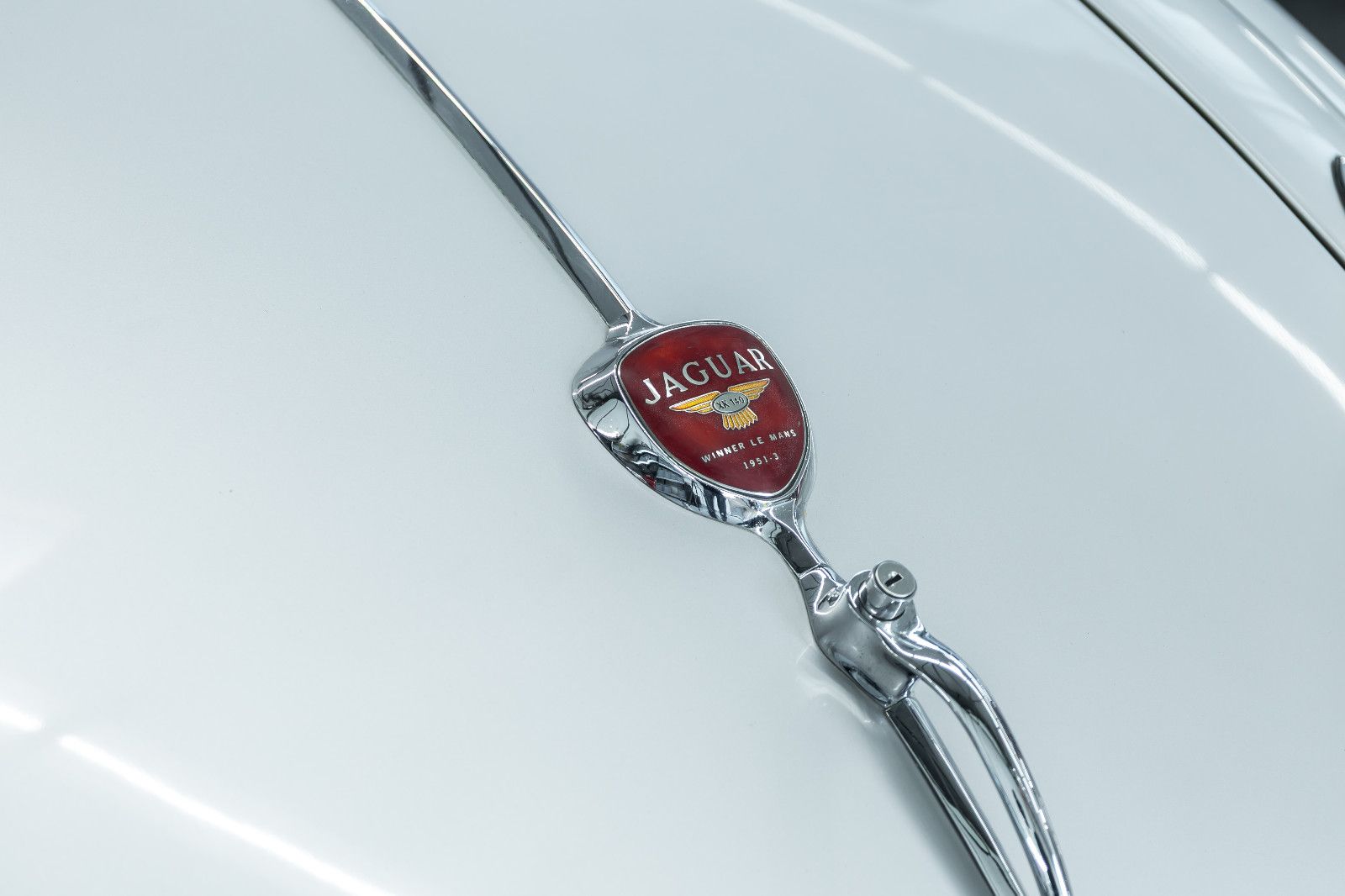 Fahrzeugabbildung Jaguar XK 140 SE-C OTS I Top Zustand I Classic Data 2