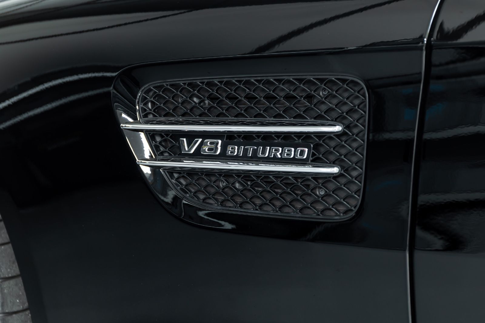 Fahrzeugabbildung Mercedes-Benz AMG GT Roadster I Burmester I Vollausstattung