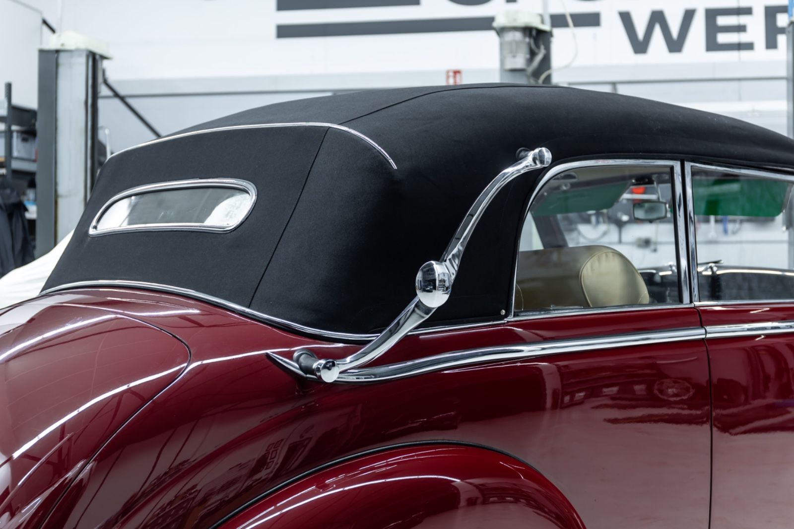 Fahrzeugabbildung Mercedes-Benz 220B Cabriolet W187 I Deutsches KFZ