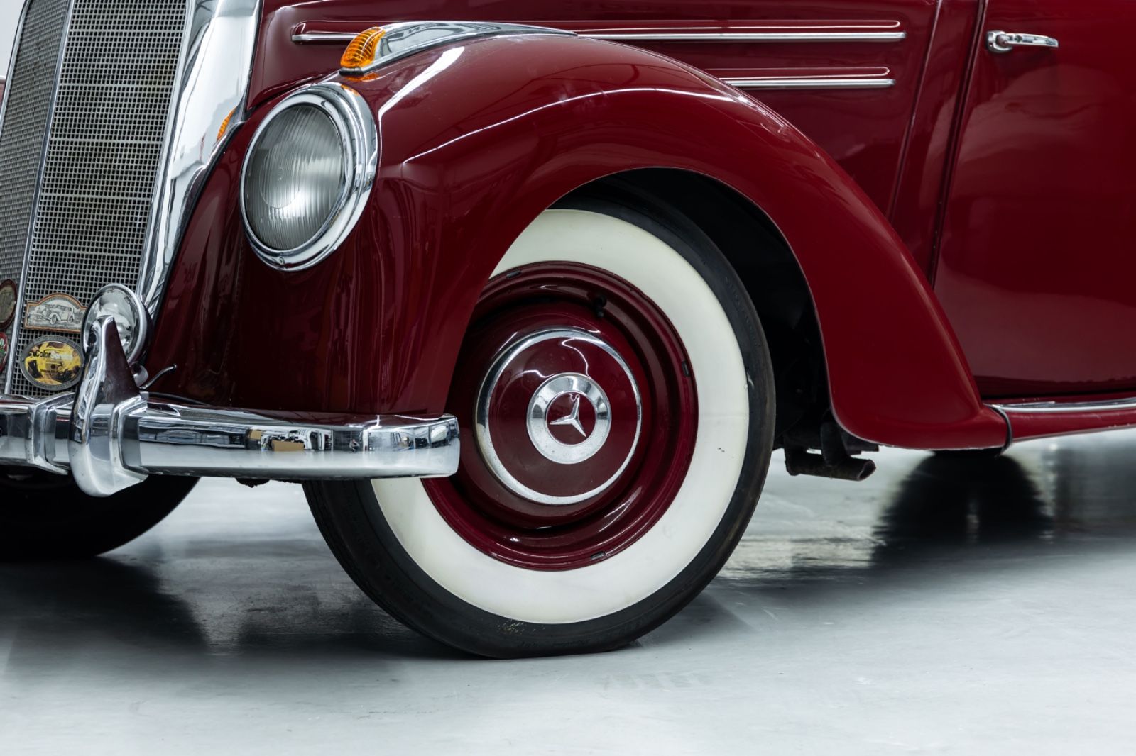 Fahrzeugabbildung Mercedes-Benz 220B Cabriolet W187 I Deutsches KFZ