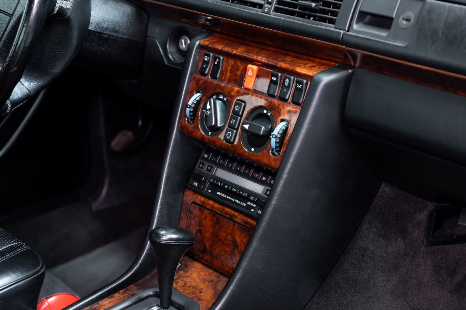 Fahrzeugabbildung Mercedes-Benz 500E I Serie 1 I Porsche I H-Zulassung I BRD