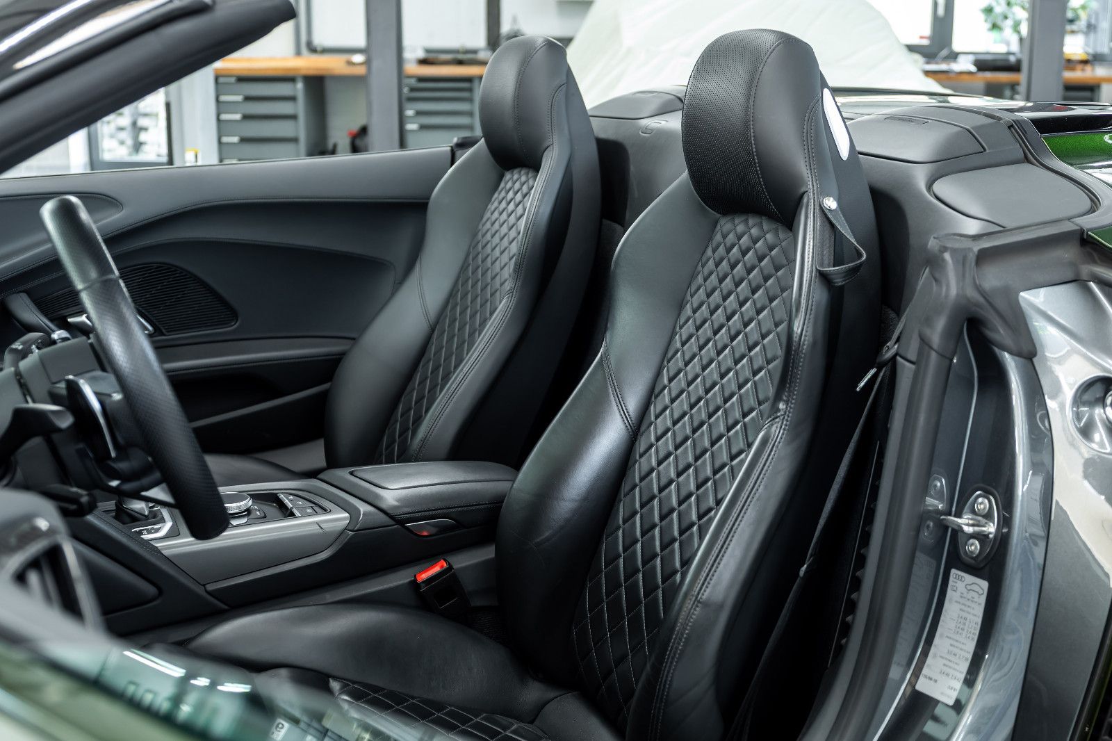 Fahrzeugabbildung Audi R8 Spyder I Matrix I B&O I Carbon I 2. Hd I BRD