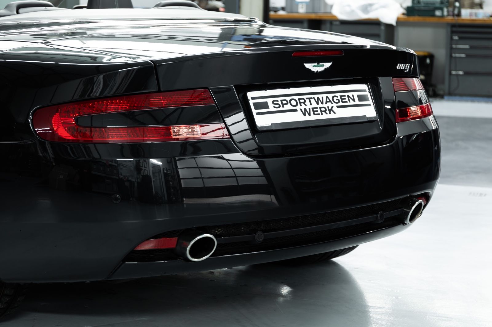 Fahrzeugabbildung Aston Martin DB9 Volante I 1. Hand  I Deutsches KFZ