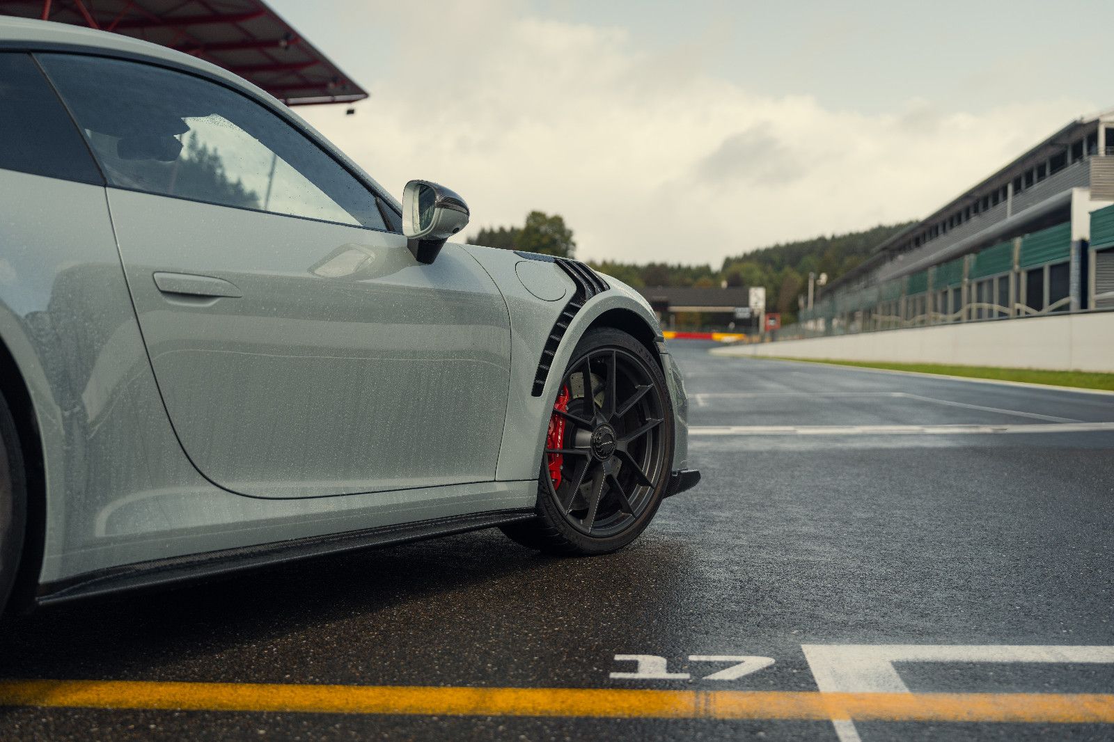 Fahrzeugabbildung TECHART 911 Carrera 4 GTS I PDLS I Bose I 360° I 18-Weg