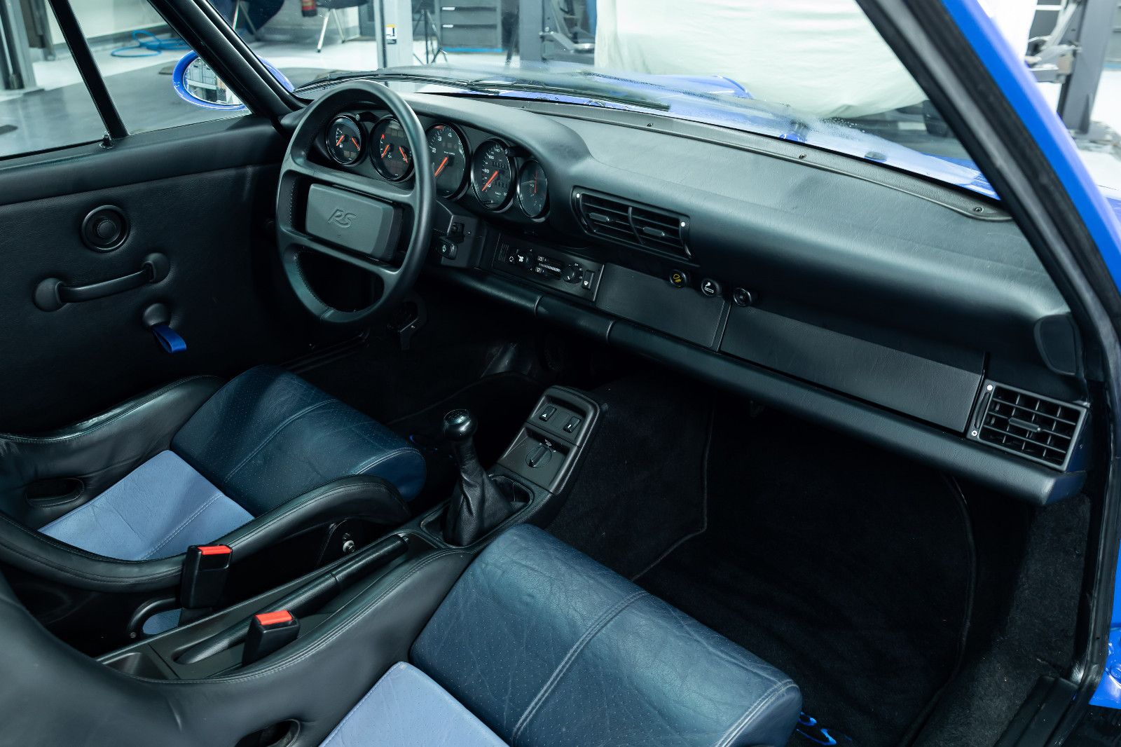 Fahrzeugabbildung Porsche 964 I 911 Carrera RS I 2. Hd I Deutsch I Maritim