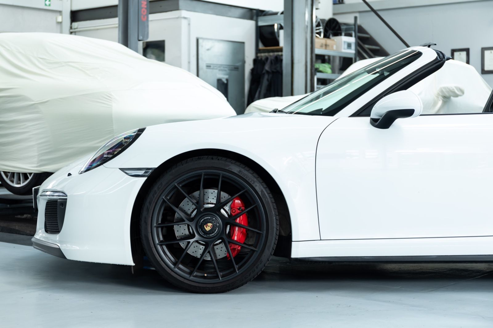 Fahrzeugabbildung Porsche 991 I 911 Carrera Targa 4 GTS I PDLS+ I Carbon