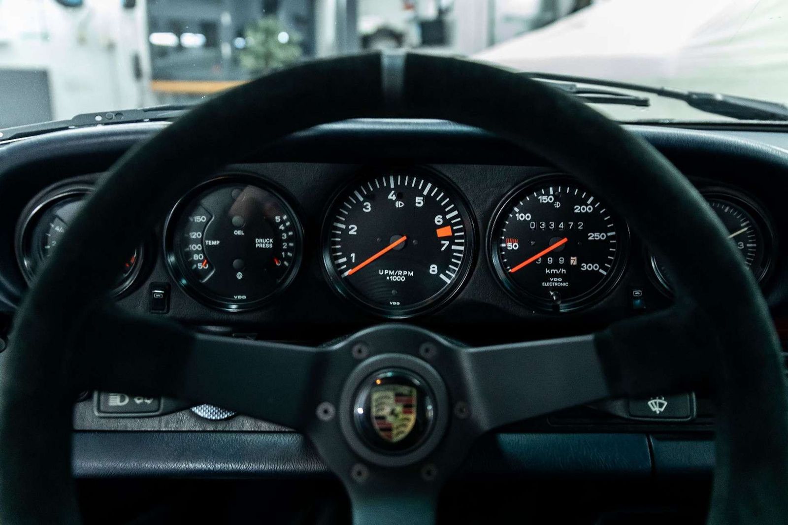 Fahrzeugabbildung Porsche 911 Carrera I 964 RS Optik I 964 Motor I Recaro