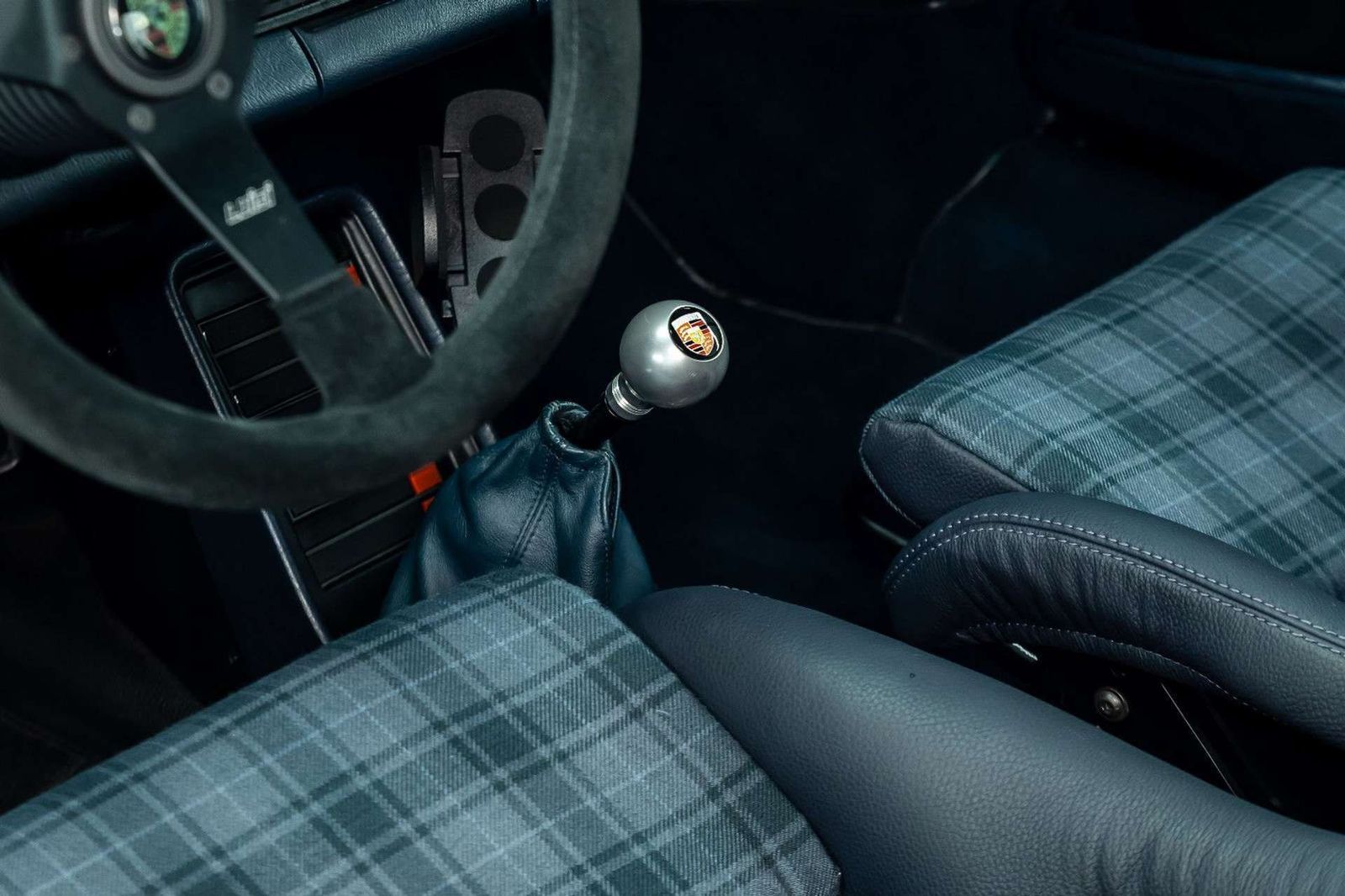 Fahrzeugabbildung Porsche 911 Carrera I 964 RS Optik I 964 Motor I Recaro