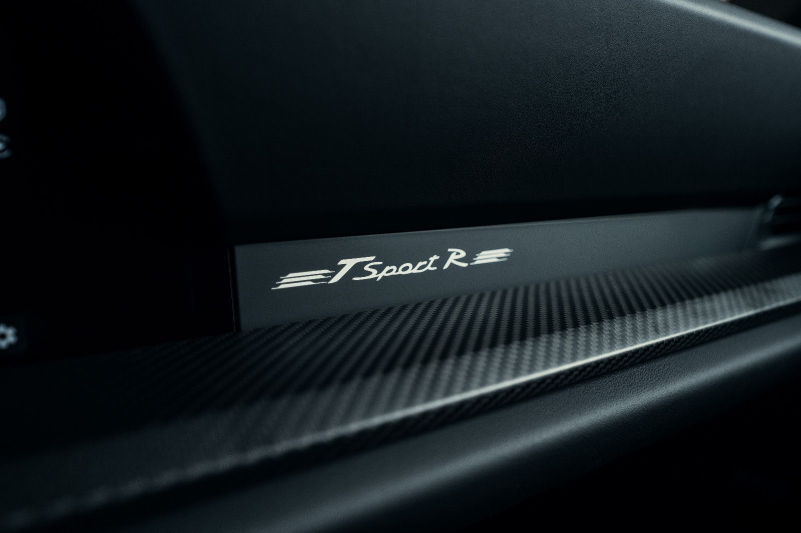 Fahrzeugabbildung TECHART Tsport R I PDLS I Bose I 360° I 18-Wege I 1. Hd