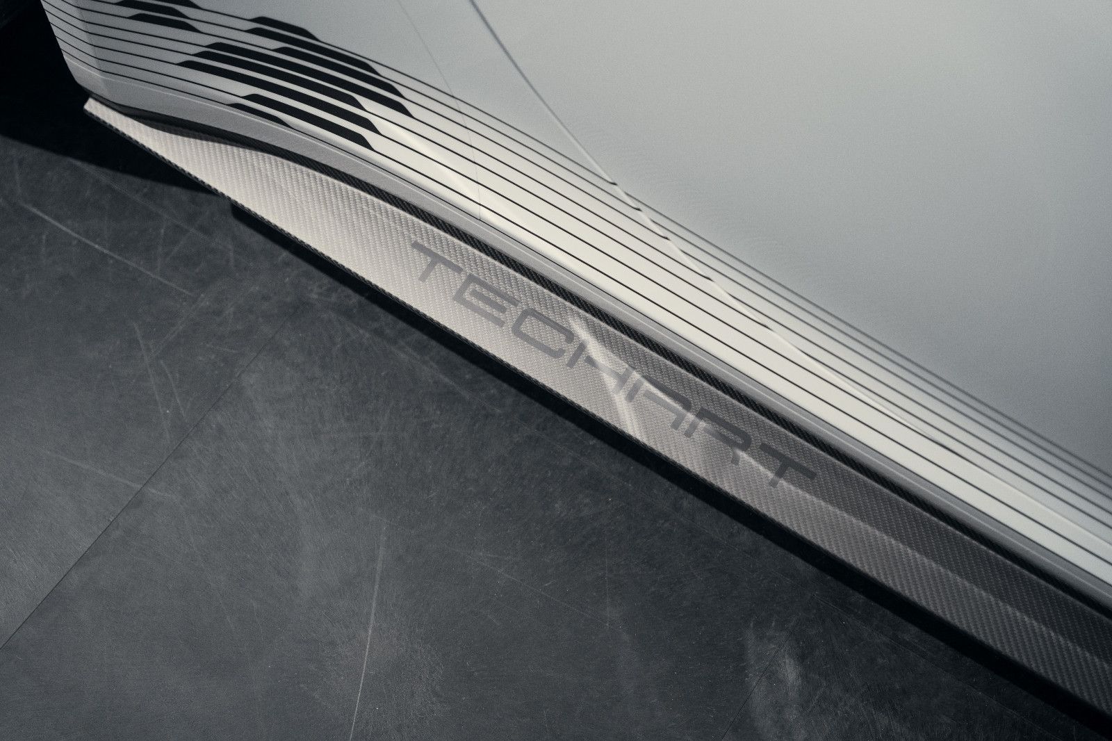 Fahrzeugabbildung TECHART Tsport R I PDLS I Bose I 360° I 18-Wege I 1. Hd