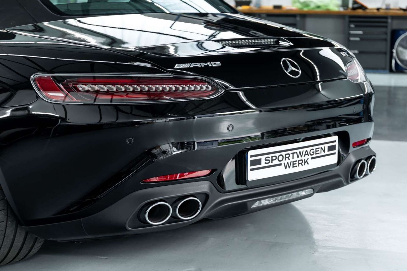 Fahrzeugabbildung Mercedes-Benz AMG GT 2. Hand - Wartung neu - Garagenfahrzeug