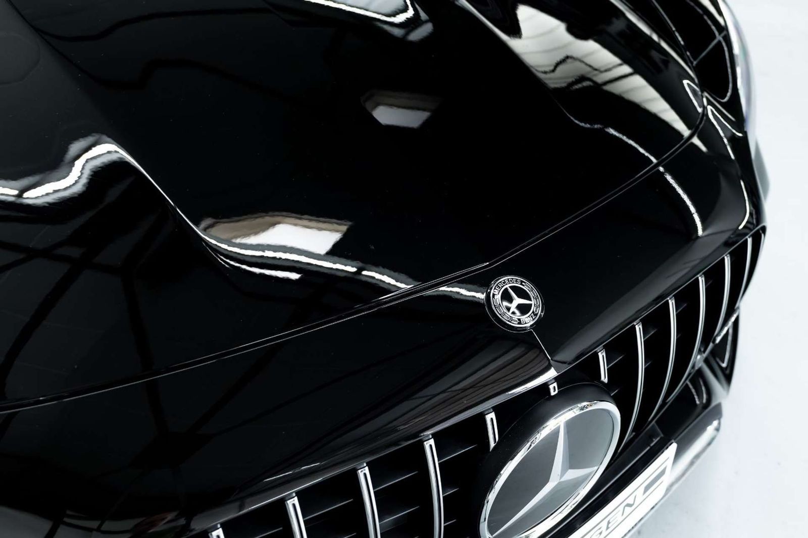 Fahrzeugabbildung Mercedes-Benz AMG GT 2. Hand - Wartung neu - Garagenfahrzeug