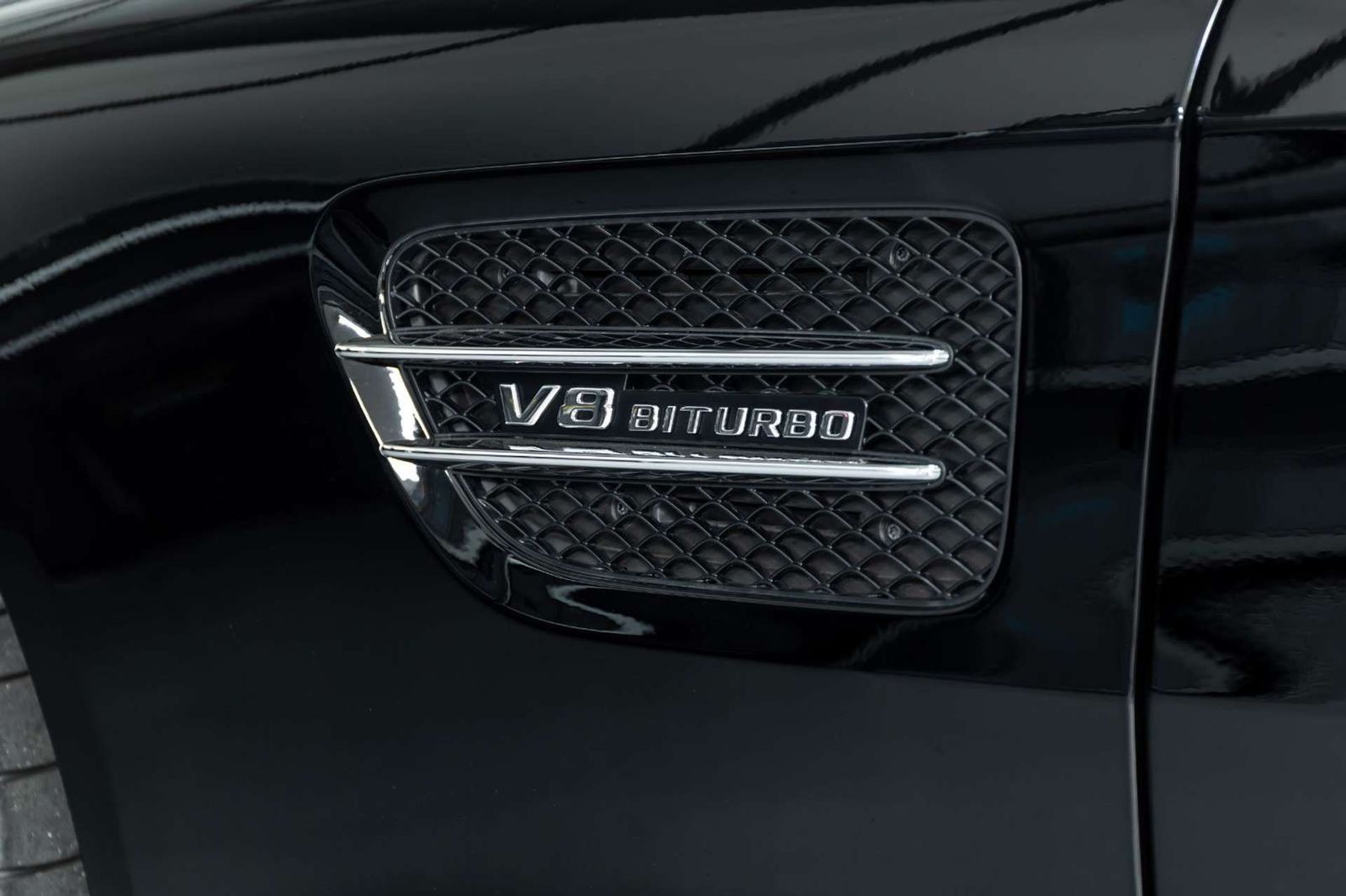 Fahrzeugabbildung Mercedes-Benz AMG GT 2. Hand - Wartung neu - Garagenfahrzeug