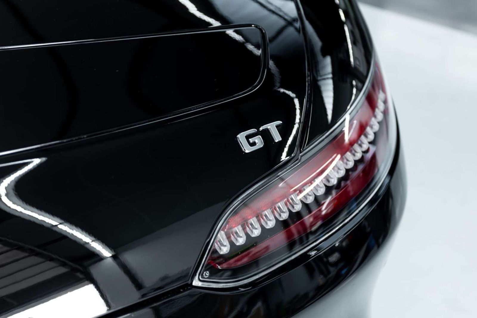 Fahrzeugabbildung Mercedes-Benz AMG GT 2. Hand - Wartung neu - Garagenfahrzeug