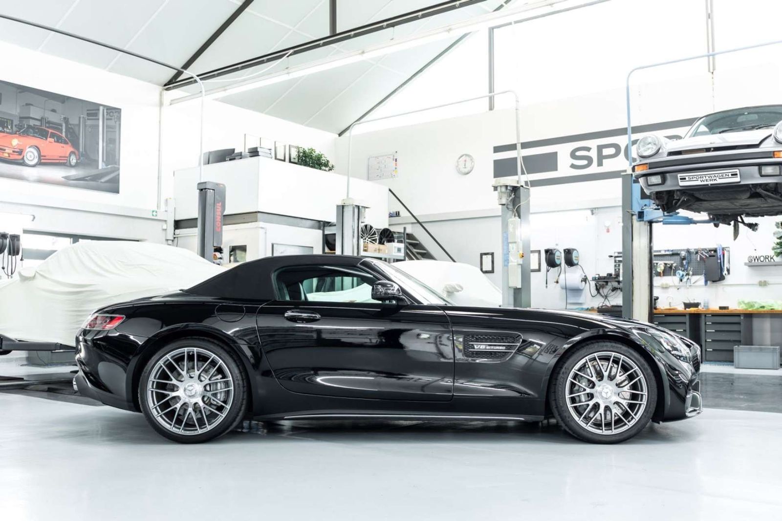 Fahrzeugabbildung Mercedes-Benz AMG GT 2. Hand - Wartung neu - Garagenfahrzeug