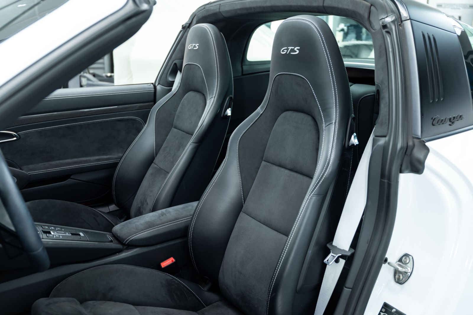 Fahrzeugabbildung Porsche 991 I 911 Carrera Targa 4 GTS I PDLS+ I Carbon