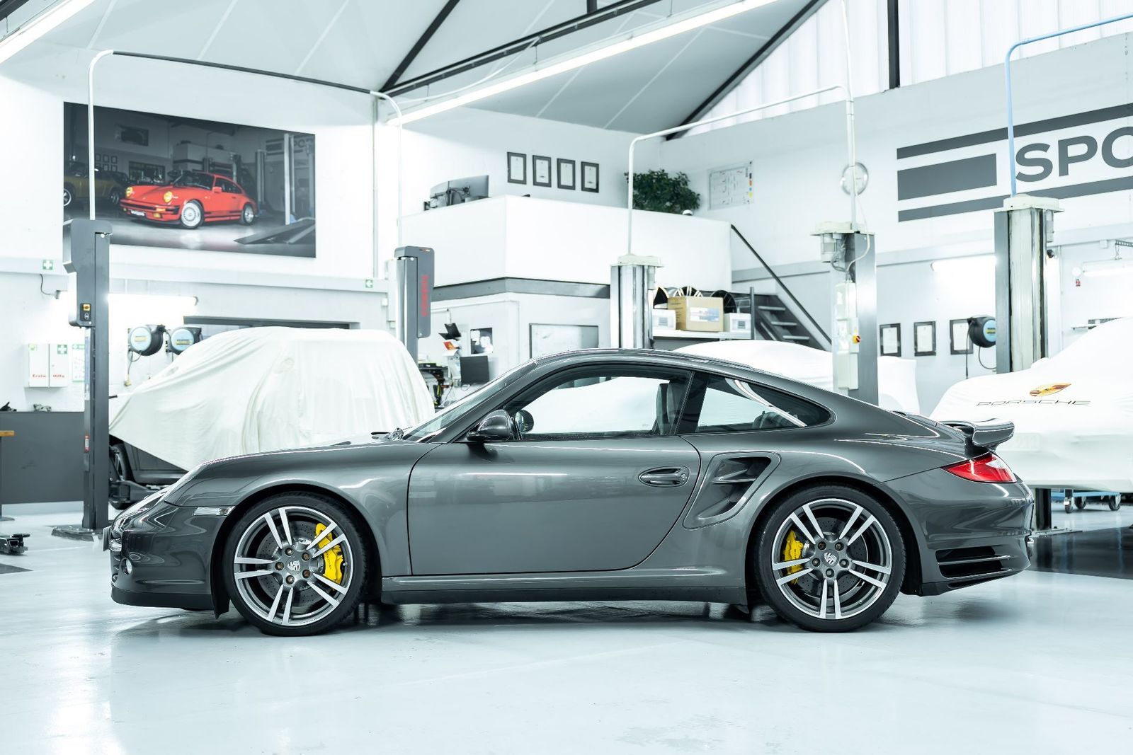 Fahrzeugabbildung Porsche 911 Turbo S