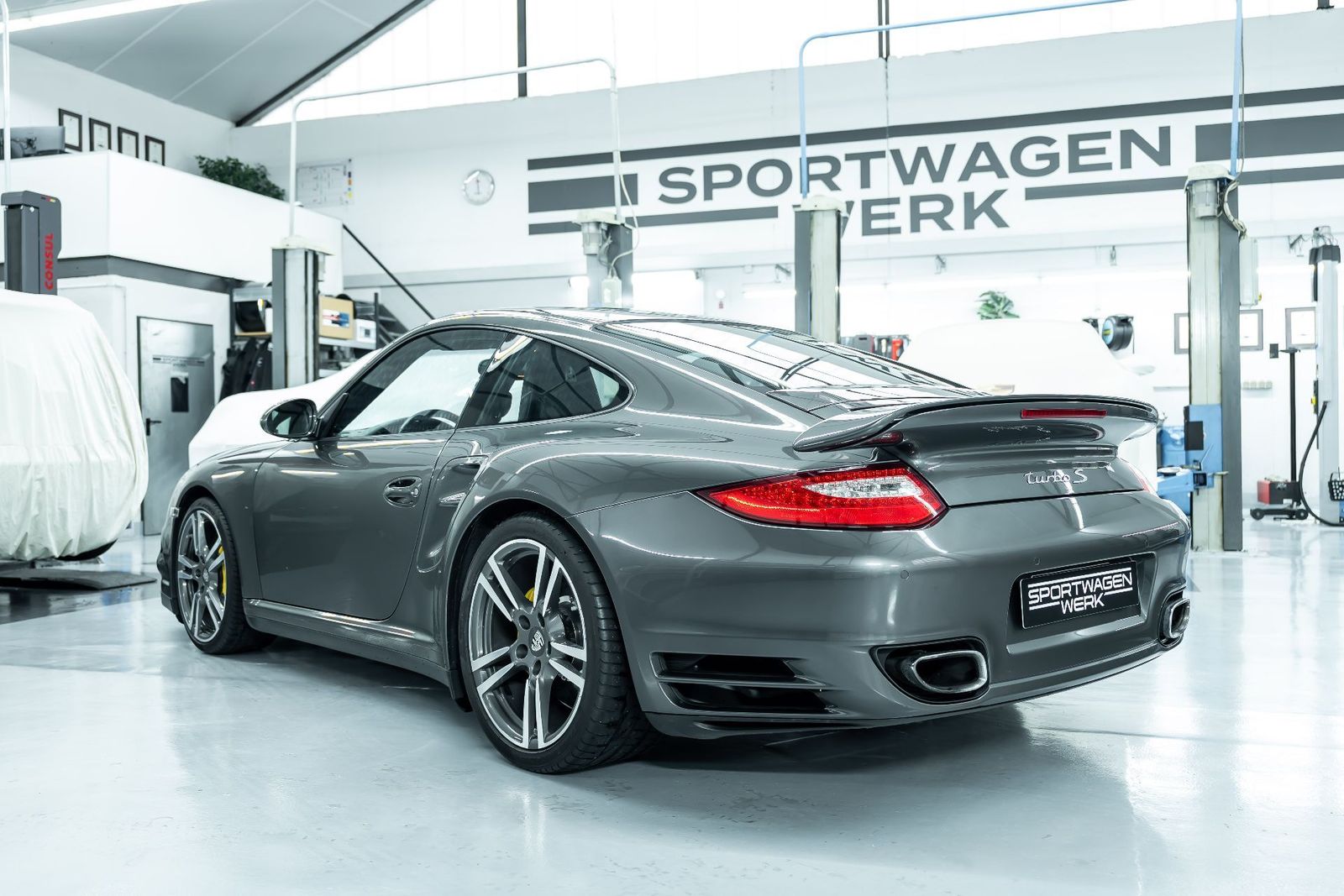 Fahrzeugabbildung Porsche 911 Turbo S