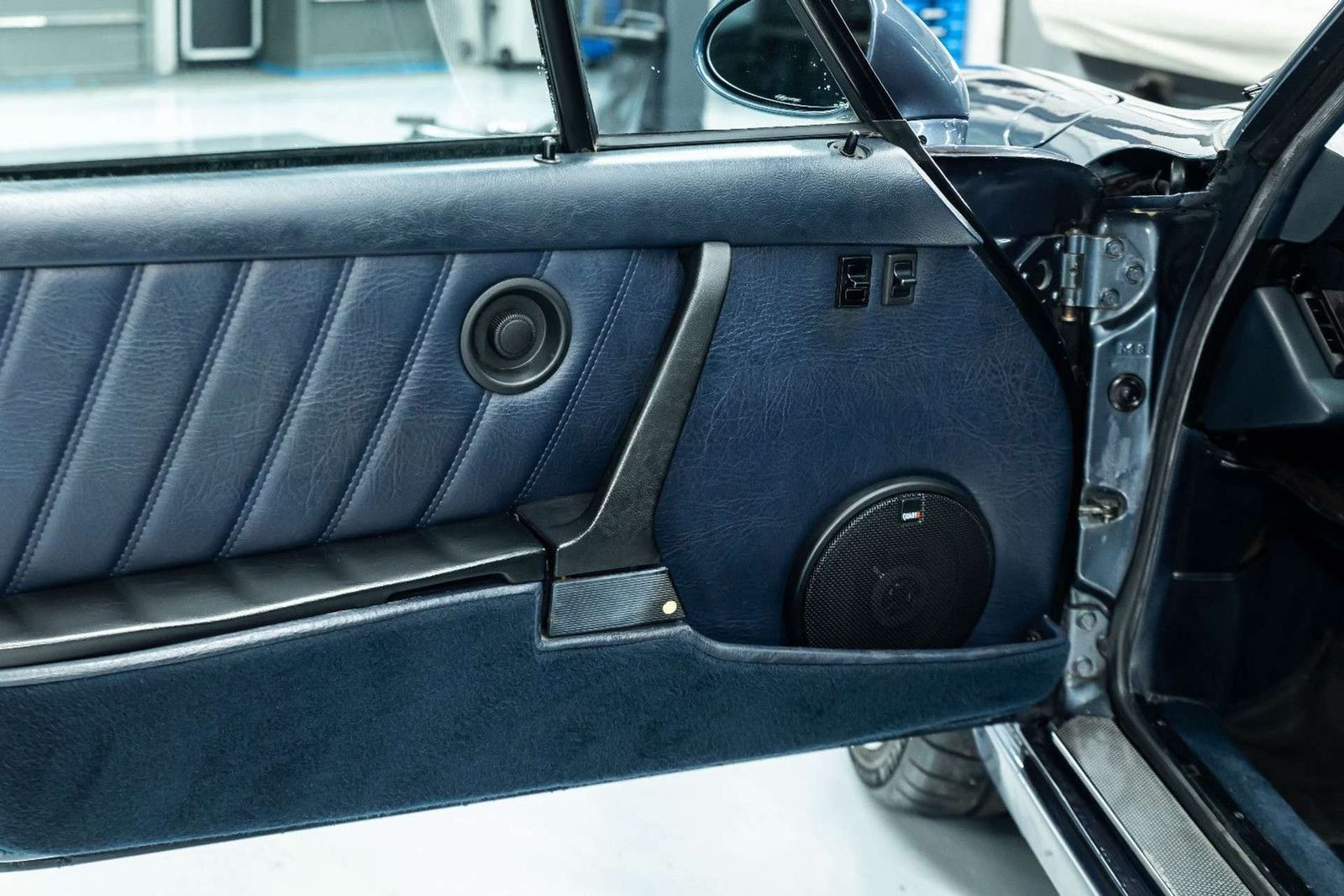 Fahrzeugabbildung Porsche 911 Carrera I 964 RS Optik I 964 Motor I Recaro