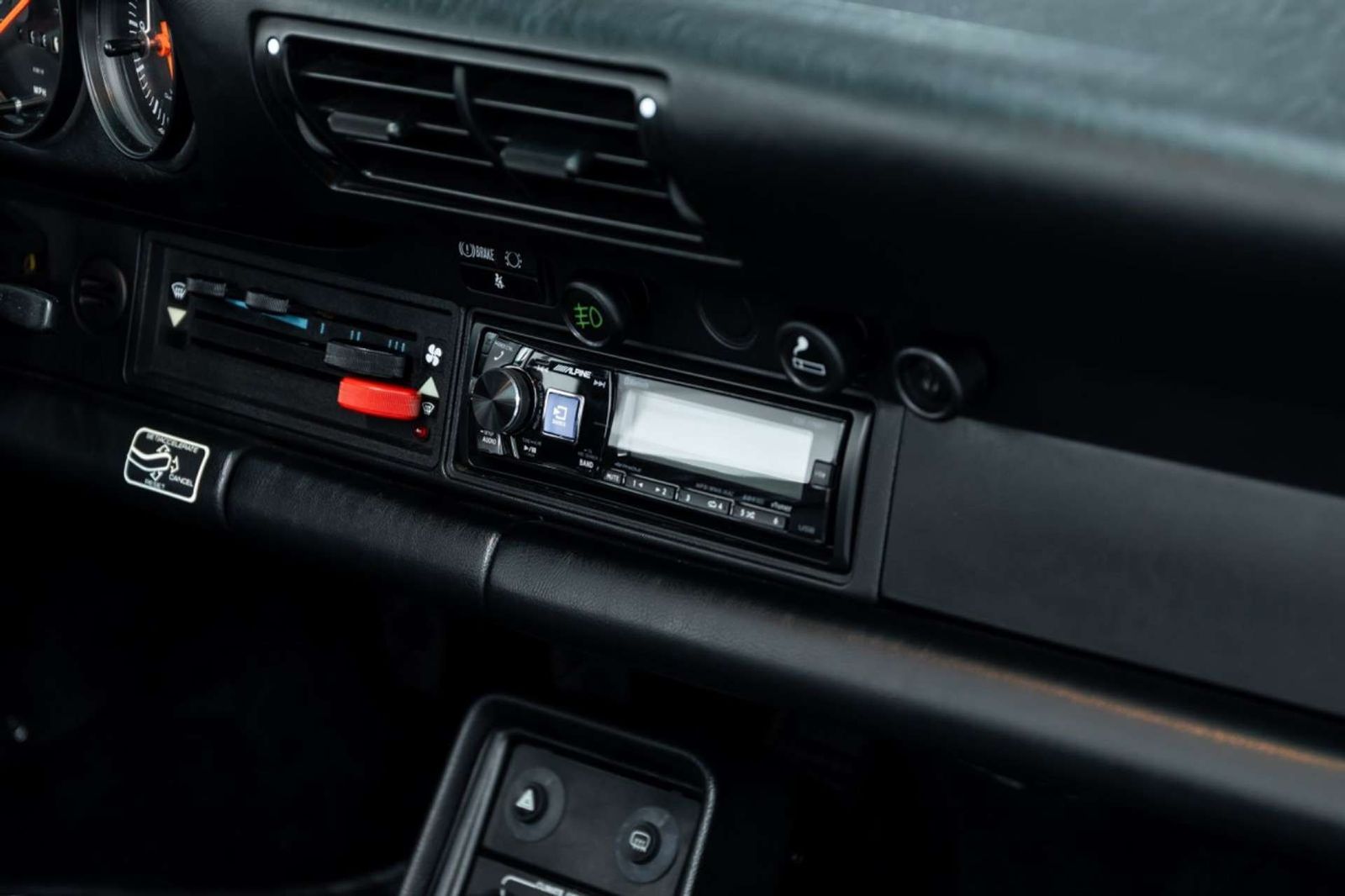 Fahrzeugabbildung Porsche 911 Carrera Cabrio I WTL I G50 I Matching