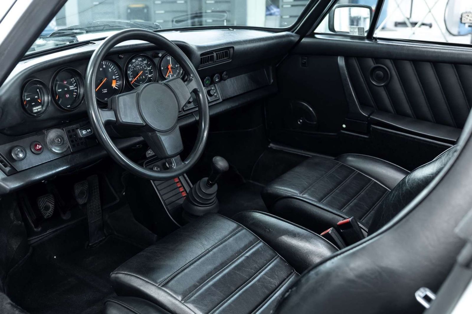 Fahrzeugabbildung Porsche 911 SC Targa I Motor Revidiert I Top Zustand