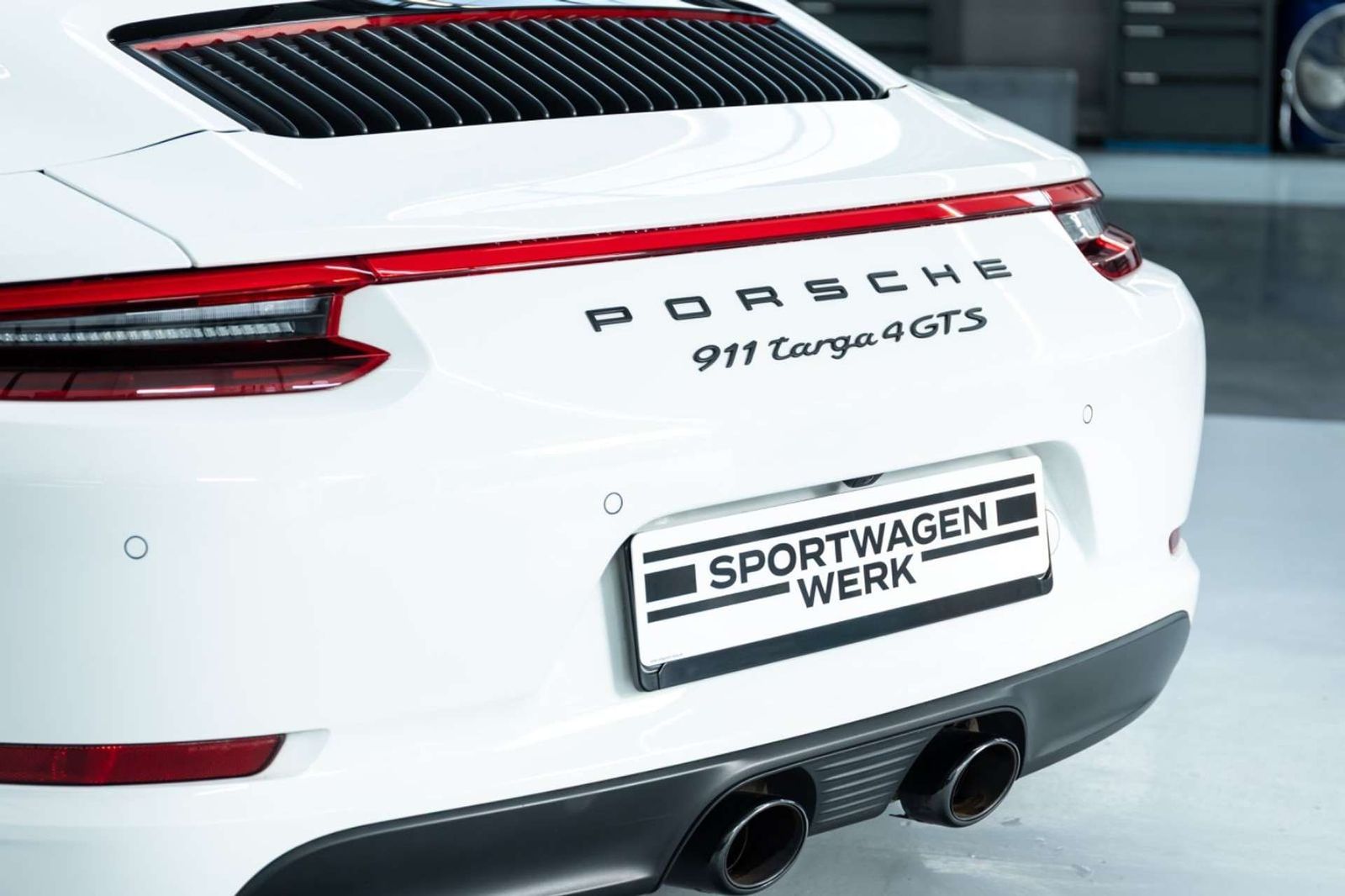 Fahrzeugabbildung Porsche 991 I 911 Carrera Targa 4 GTS I PDLS+ I Carbon