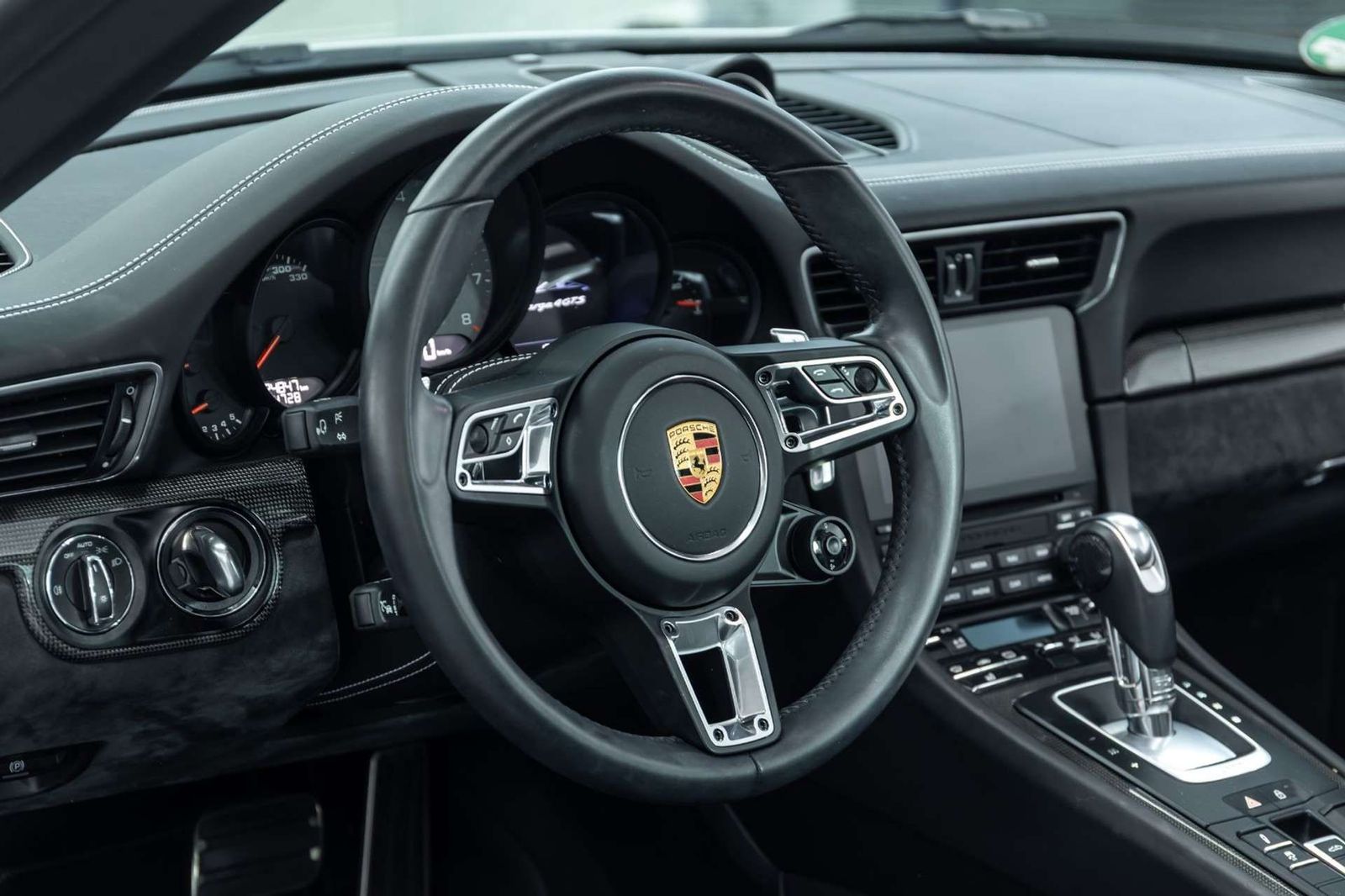 Fahrzeugabbildung Porsche 991 I 911 Carrera Targa 4 GTS I PDLS+ I Carbon