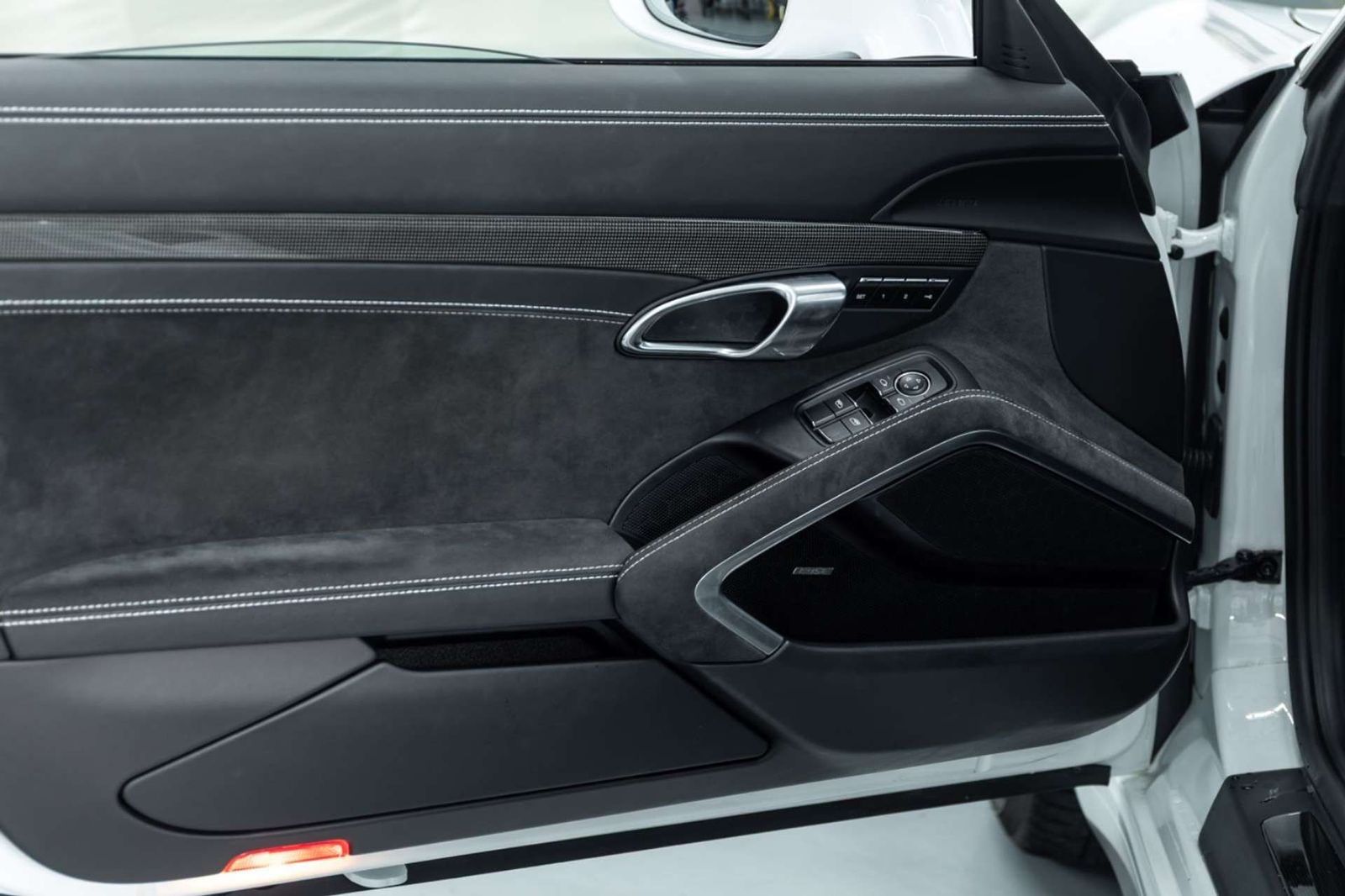 Fahrzeugabbildung Porsche 991 I 911 Carrera Targa 4 GTS I PDLS+ I Carbon