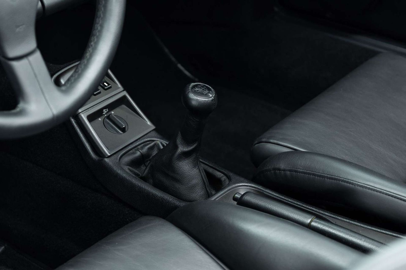 Fahrzeugabbildung Porsche 964 I 911 Speedster I RS Interior I Top Zustand