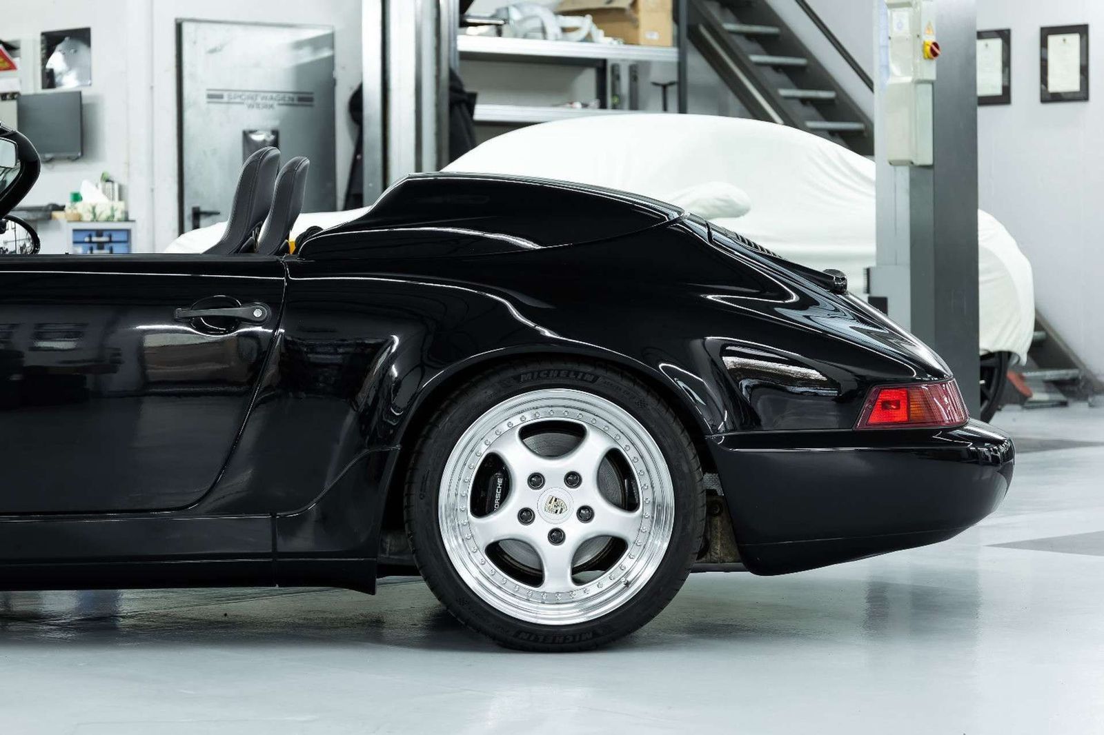 Fahrzeugabbildung Porsche 964 I 911 Speedster I RS Interior I Top Zustand