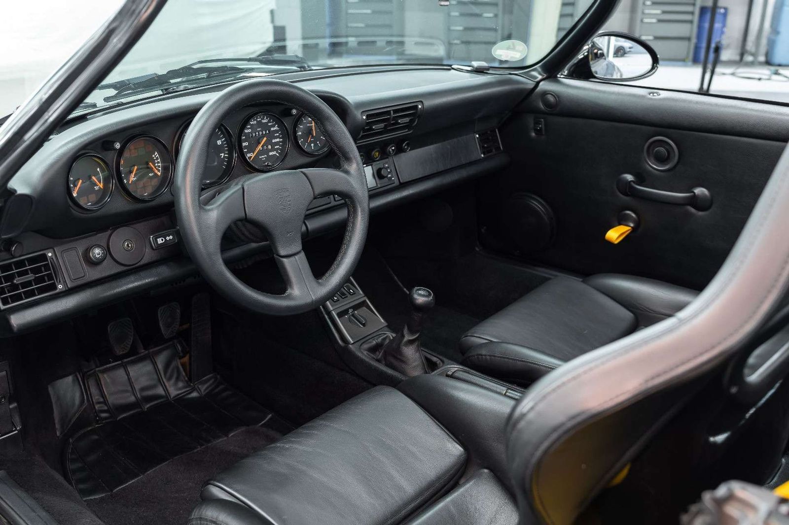 Fahrzeugabbildung Porsche 964 I 911 Speedster I RS Interior I Top Zustand