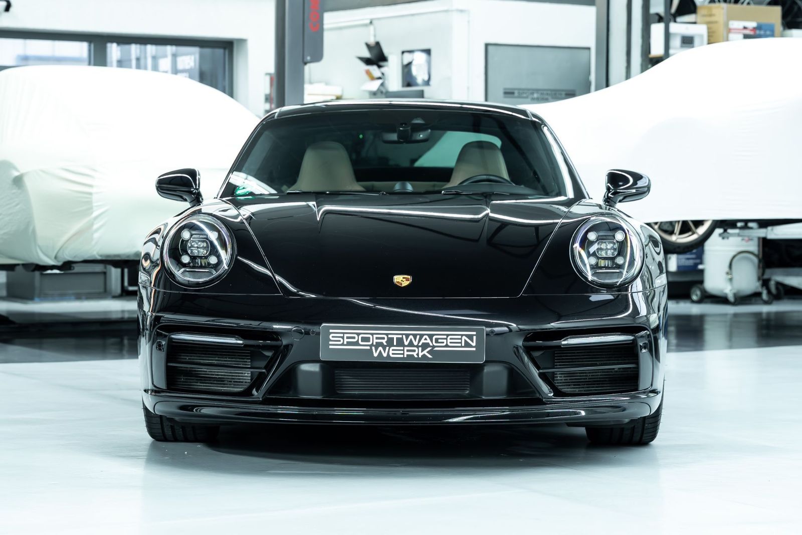 Fahrzeugabbildung Porsche 992 911 Carrera / LED / Burmester