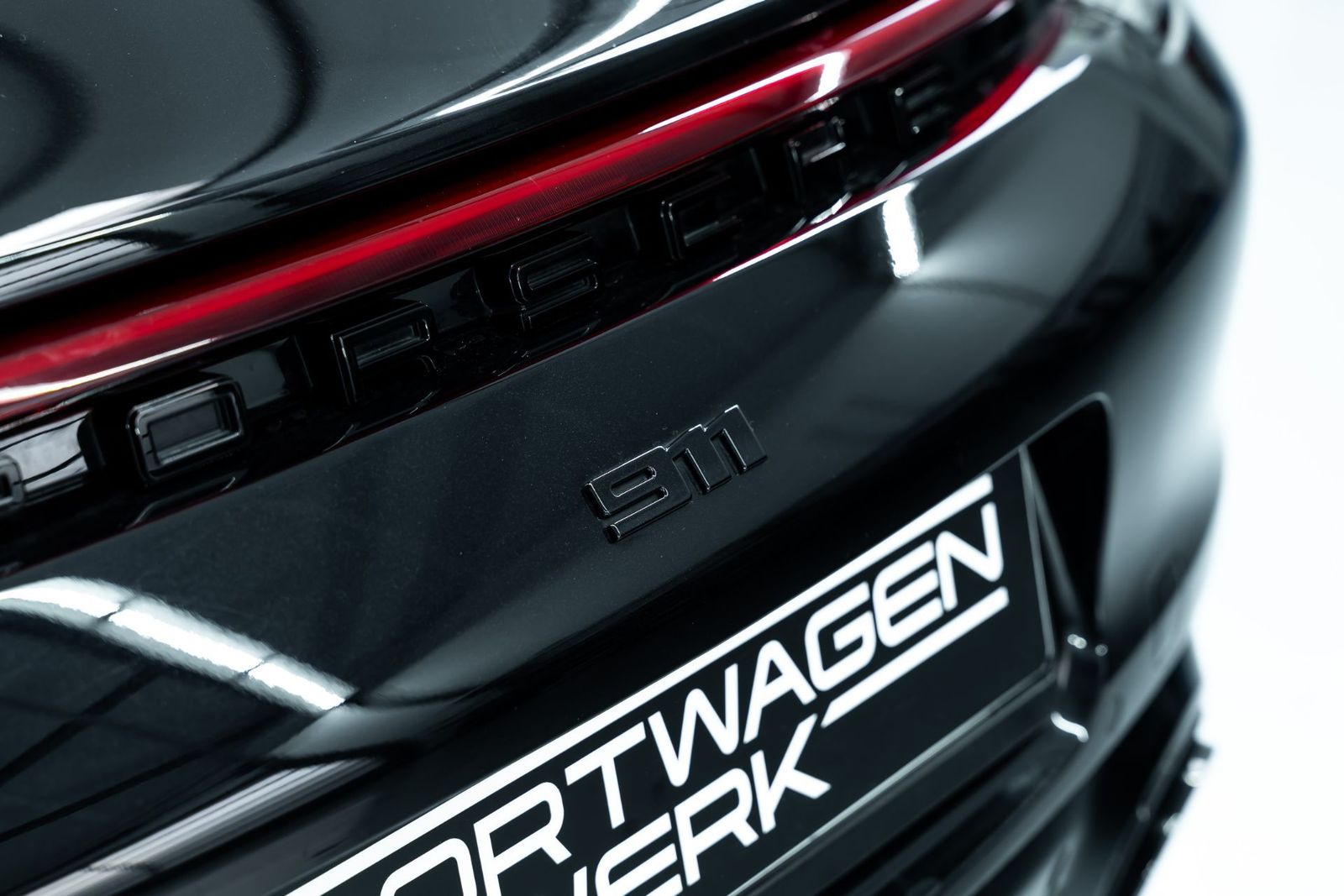 Fahrzeugabbildung Porsche 992 911 Carrera / LED / Burmester