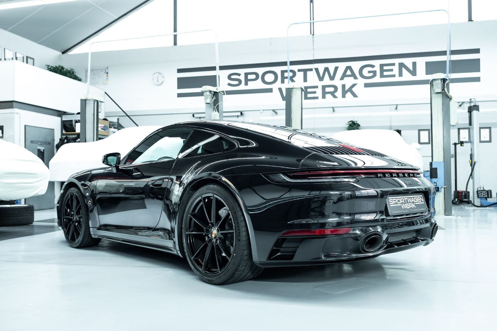 Fahrzeugabbildung Porsche 992 911 Carrera / LED / Burmester