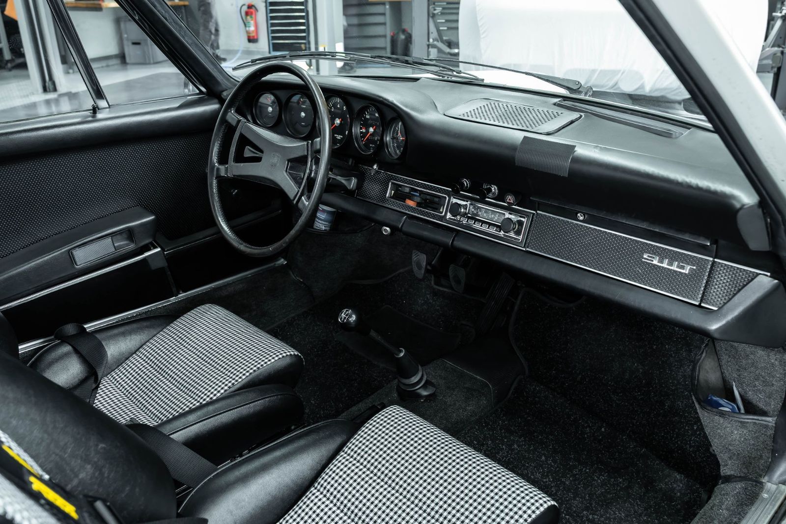 Fahrzeugabbildung Porsche 911 911 T 2.0 / Schaltgetriebe / 3.Hd