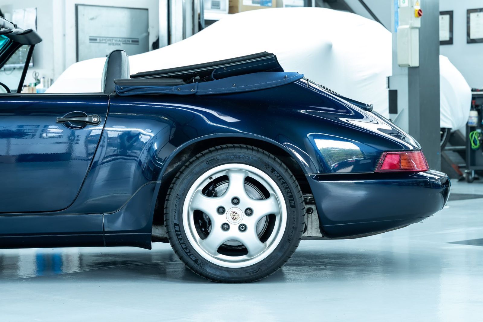 Fahrzeugabbildung Porsche 964 964 / 911 Carrera 2 / 3.Hd / BRD