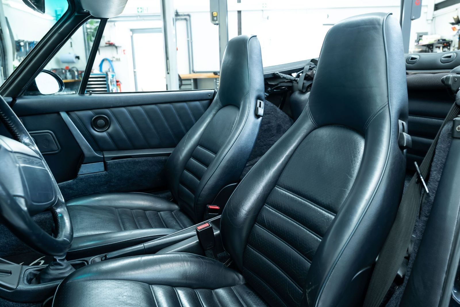 Fahrzeugabbildung Porsche 964 964 / 911 Carrera 2 / 3.Hd / BRD