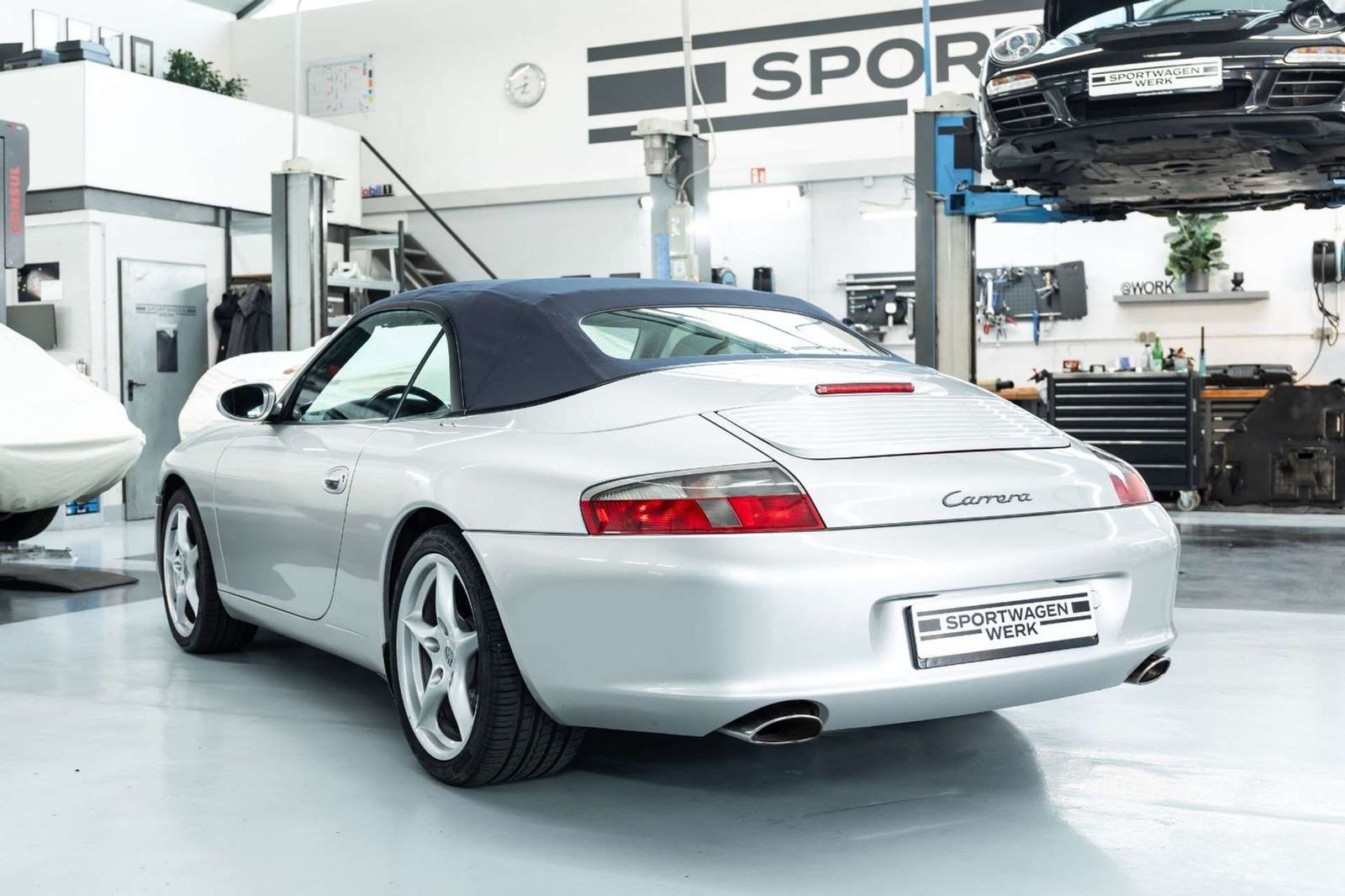 Fahrzeugabbildung Porsche 996 911 Carrera Cabriolet I Bose I 1. Lack