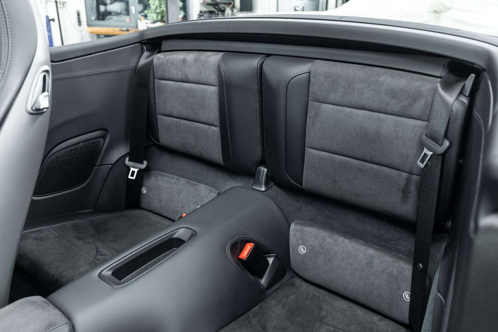 Fahrzeugabbildung Porsche 991 911 Carrera GTS Cabriolet I PDLS+ I Bose