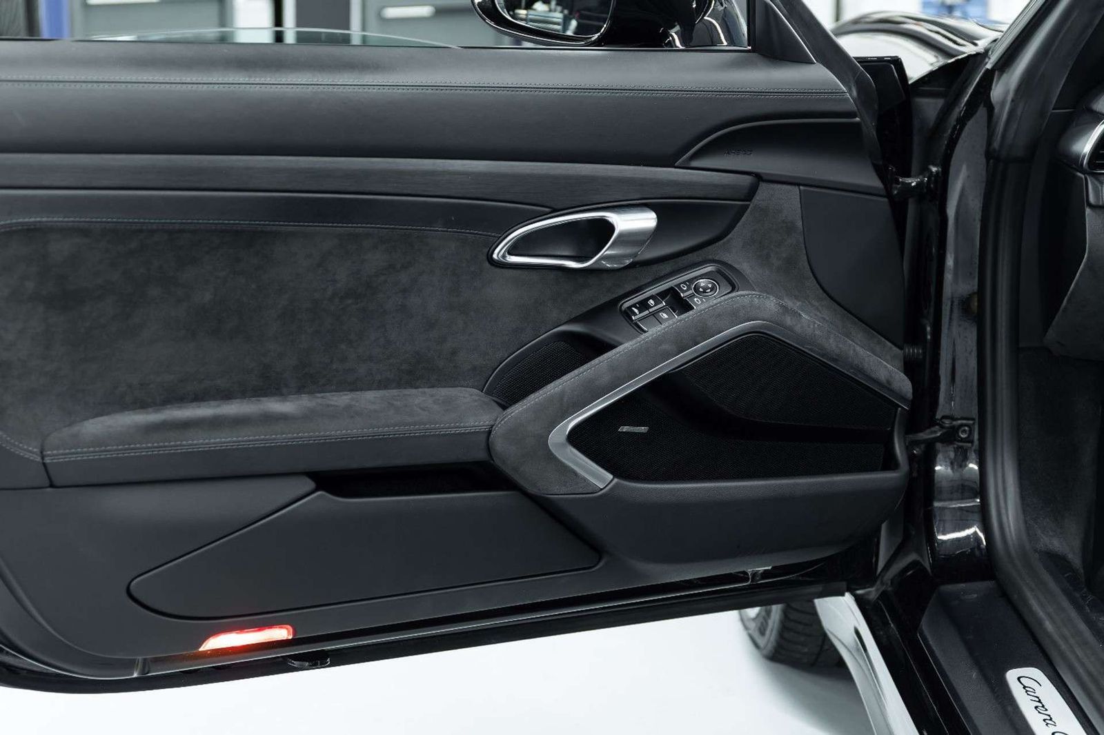 Fahrzeugabbildung Porsche 991 911 Carrera GTS Cabriolet I PDLS+ I Bose