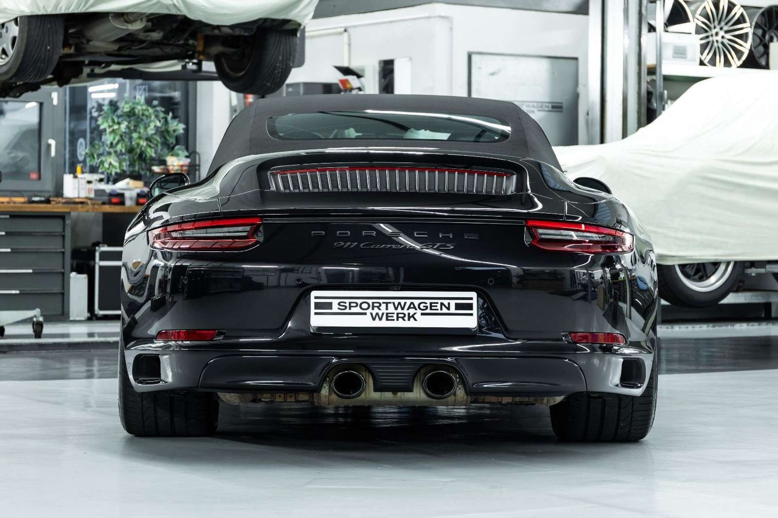 Fahrzeugabbildung Porsche 991 911 Carrera GTS Cabriolet I PDLS+ I Bose