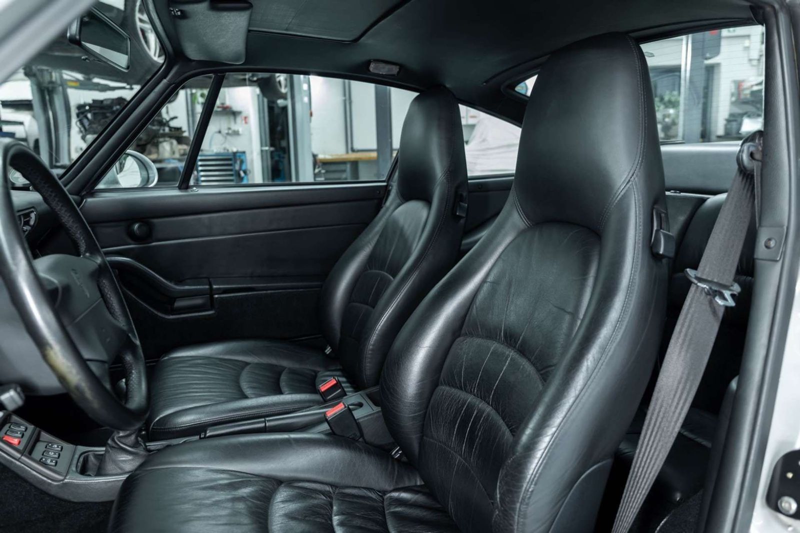 Fahrzeugabbildung Porsche 993 911 I 993 Carrera 4S I PCCM+ I Schalter I
