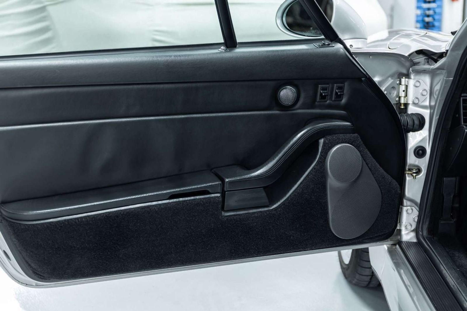 Fahrzeugabbildung Porsche 993 911 I 993 Carrera 4S I PCCM+ I Schalter I